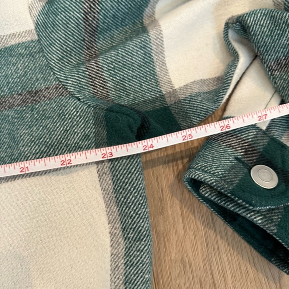 Zara Green Plaid Shacket - Picture 3 of 9